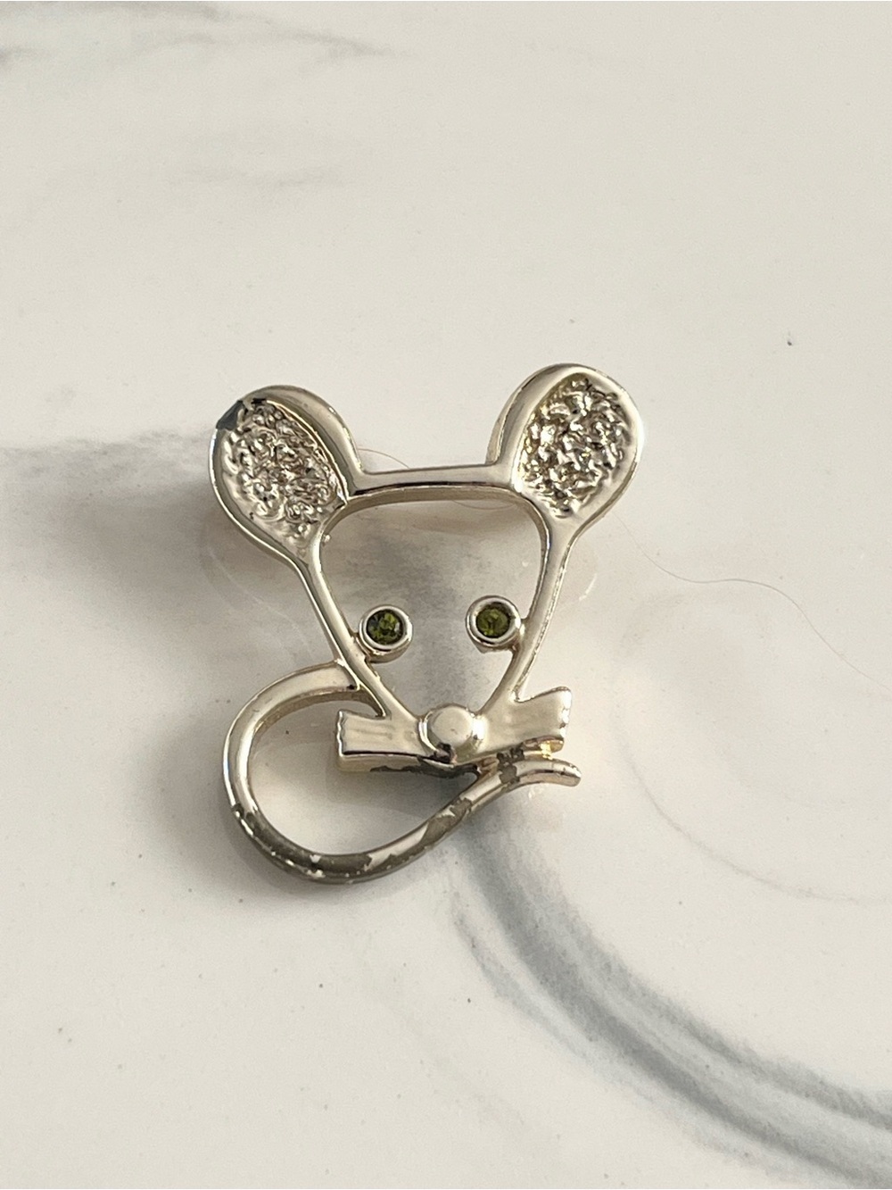 Vintage SARAH COV Mouse Brooch Green Rhinestone Eyes